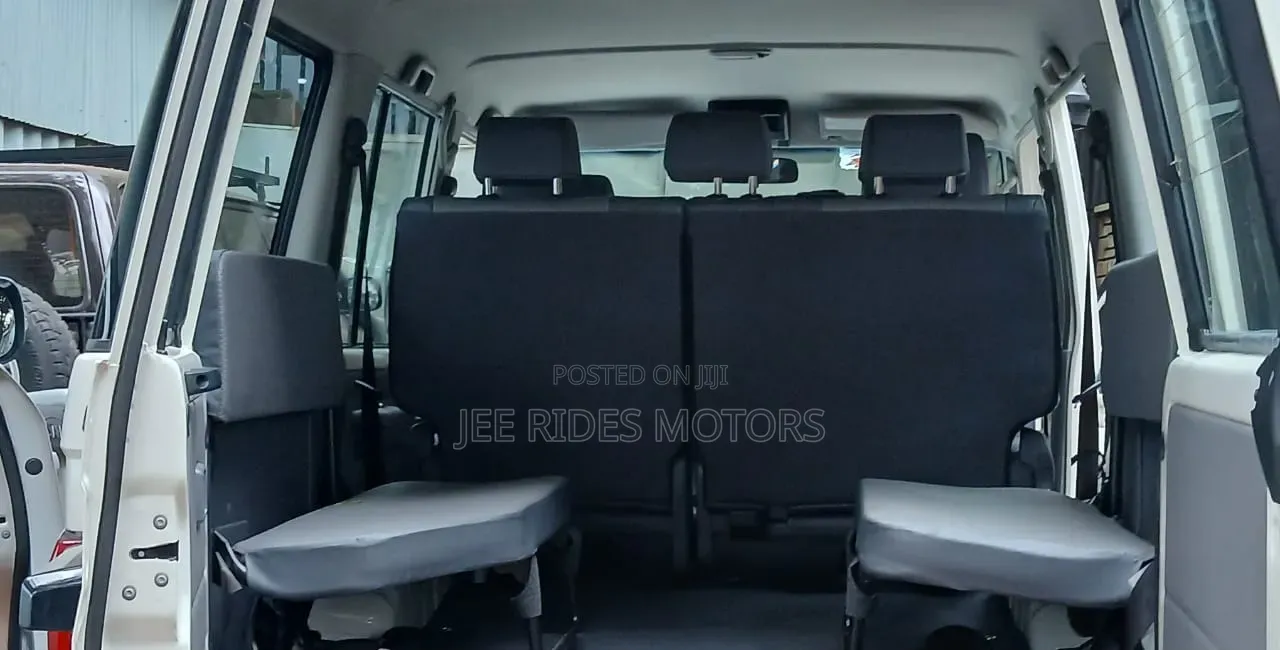 Toyota Land Cruiser 2024 White