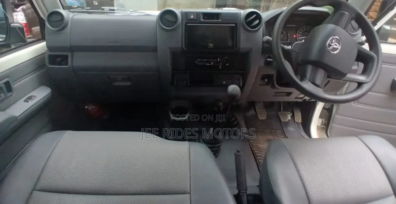 Toyota Land Cruiser 2024 White