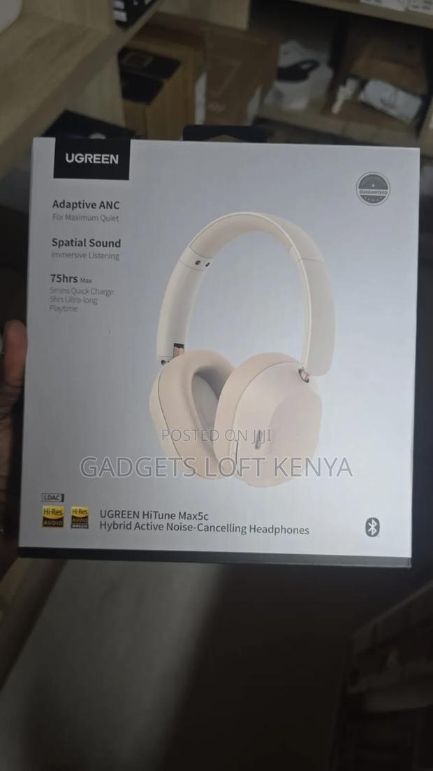 UGREEN HiTune Max5C Over-Ear Headphones - 75H Battery