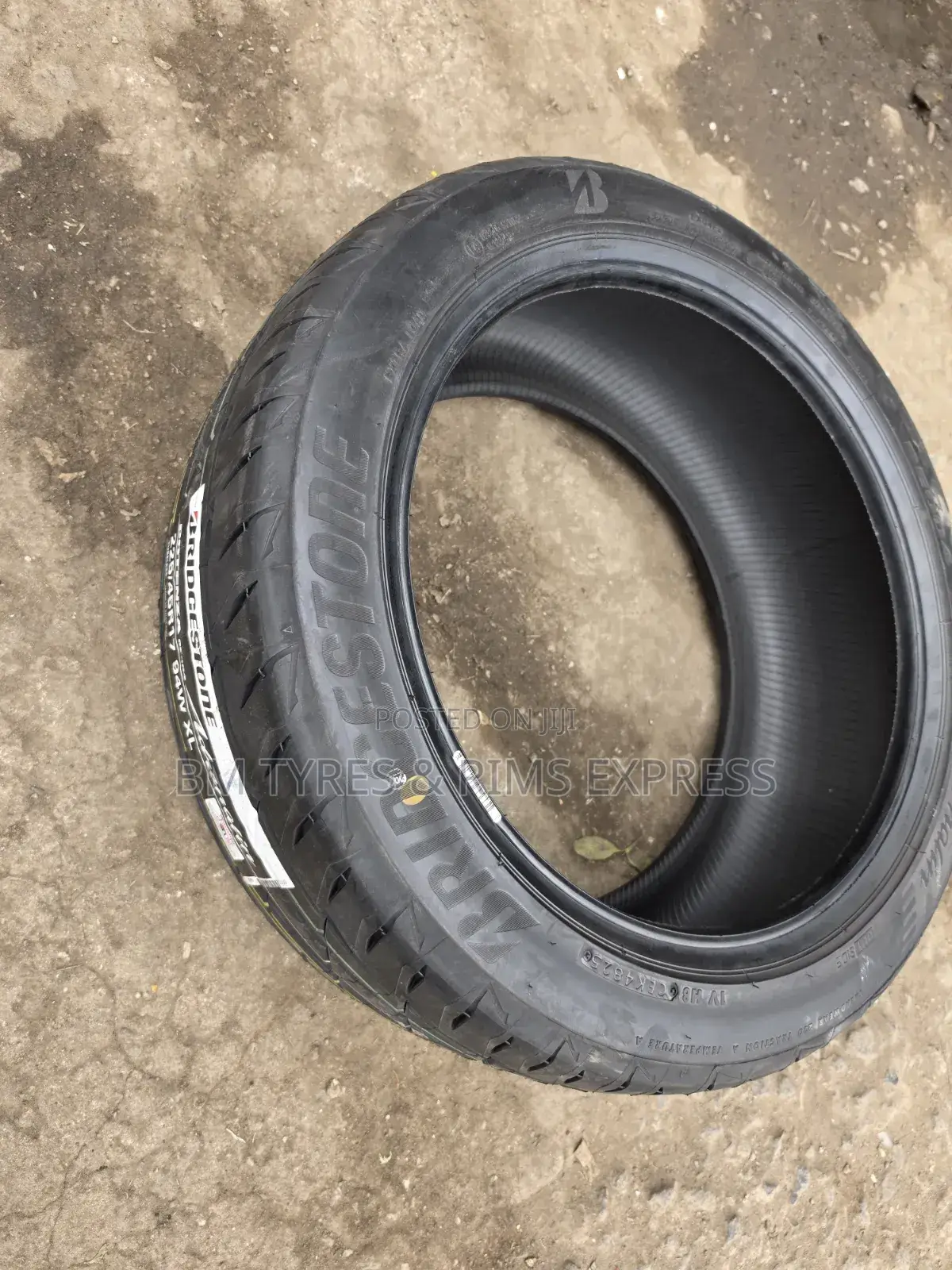 225 /45 R17 Bridgestone Tires (Potenza) 004