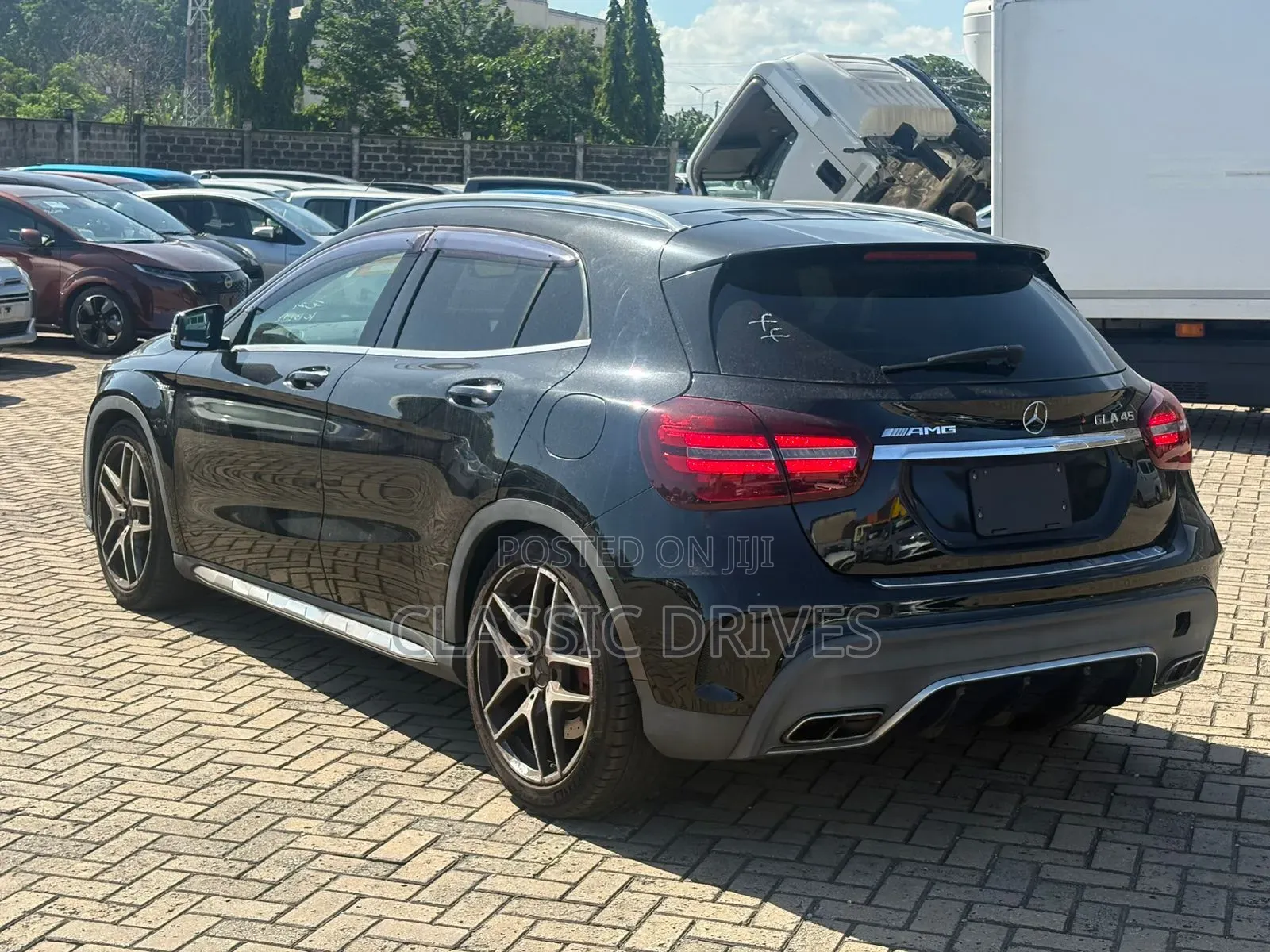 Mercedes-Benz GLA-Class 2019 Black