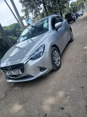 Mazda Demio 2019 Silver