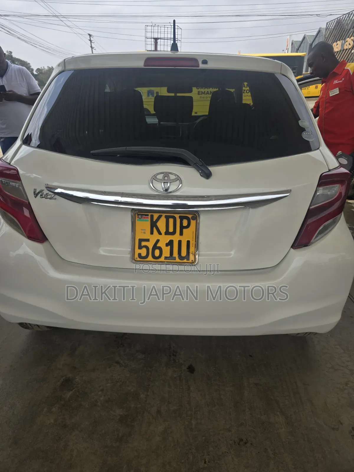Toyota Vitz 2016 Pearl