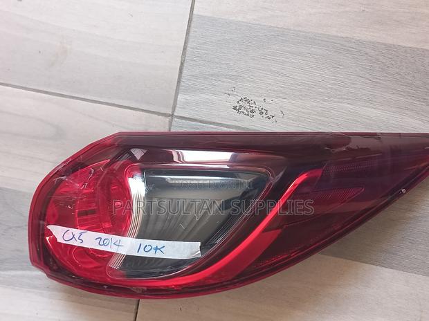 LHS Mazda Cx5 2014 Taillight - main view