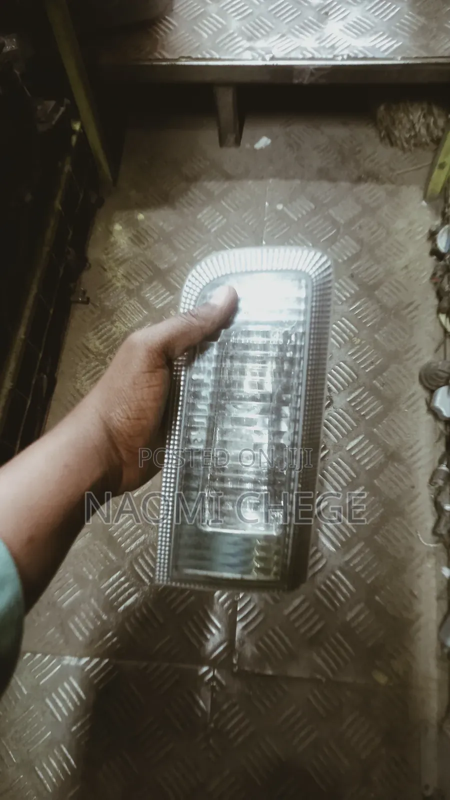 Reverse Light Succeed