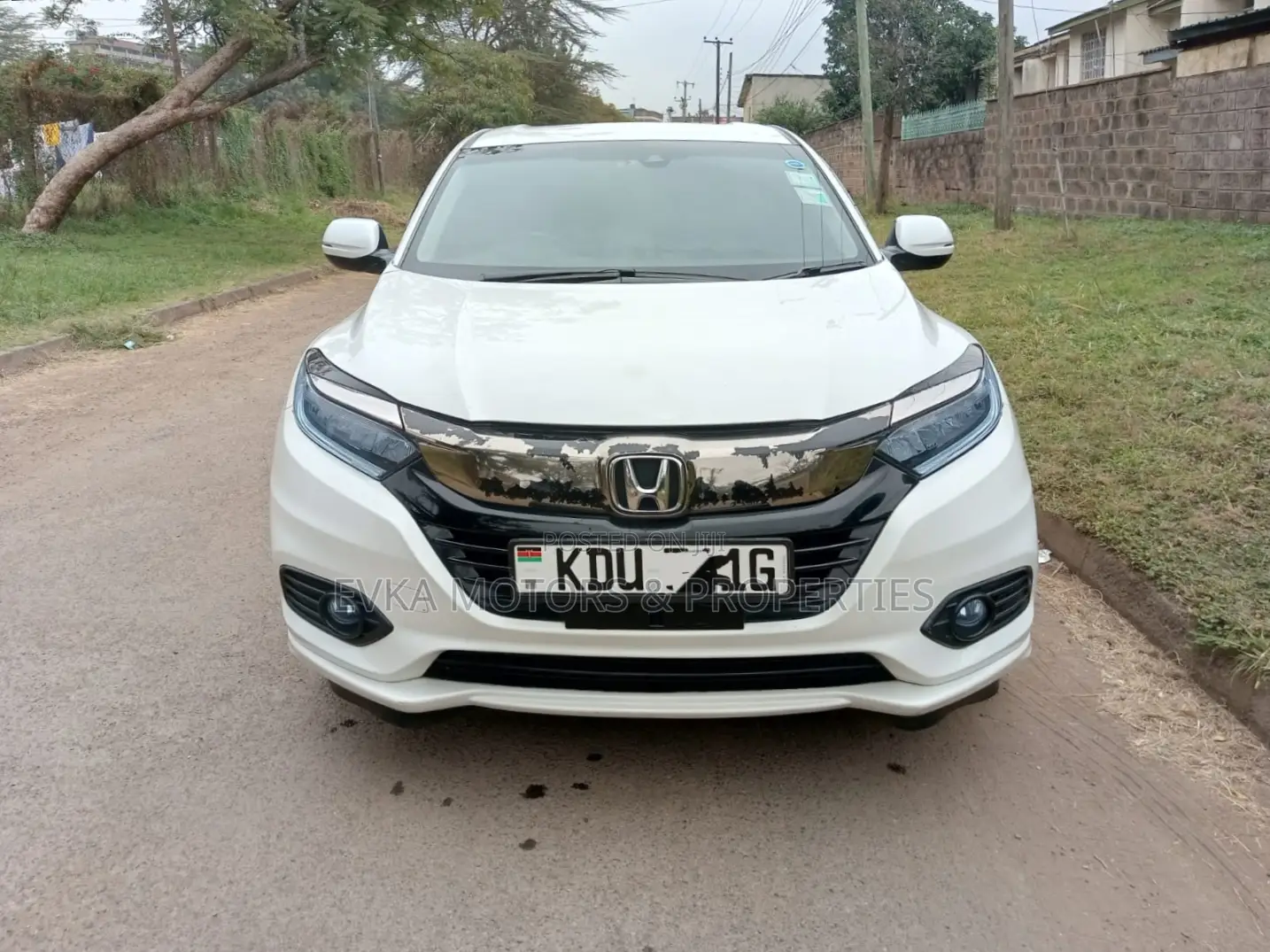 Honda Vezel 2018 White