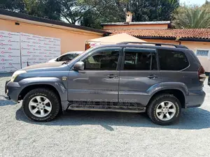 Toyota Land Cruiser Prado 2005 Black