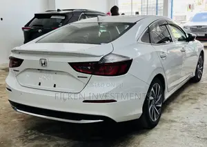 Honda Insight Touring 2019 White