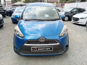 Toyota Sienta 2017 Blue