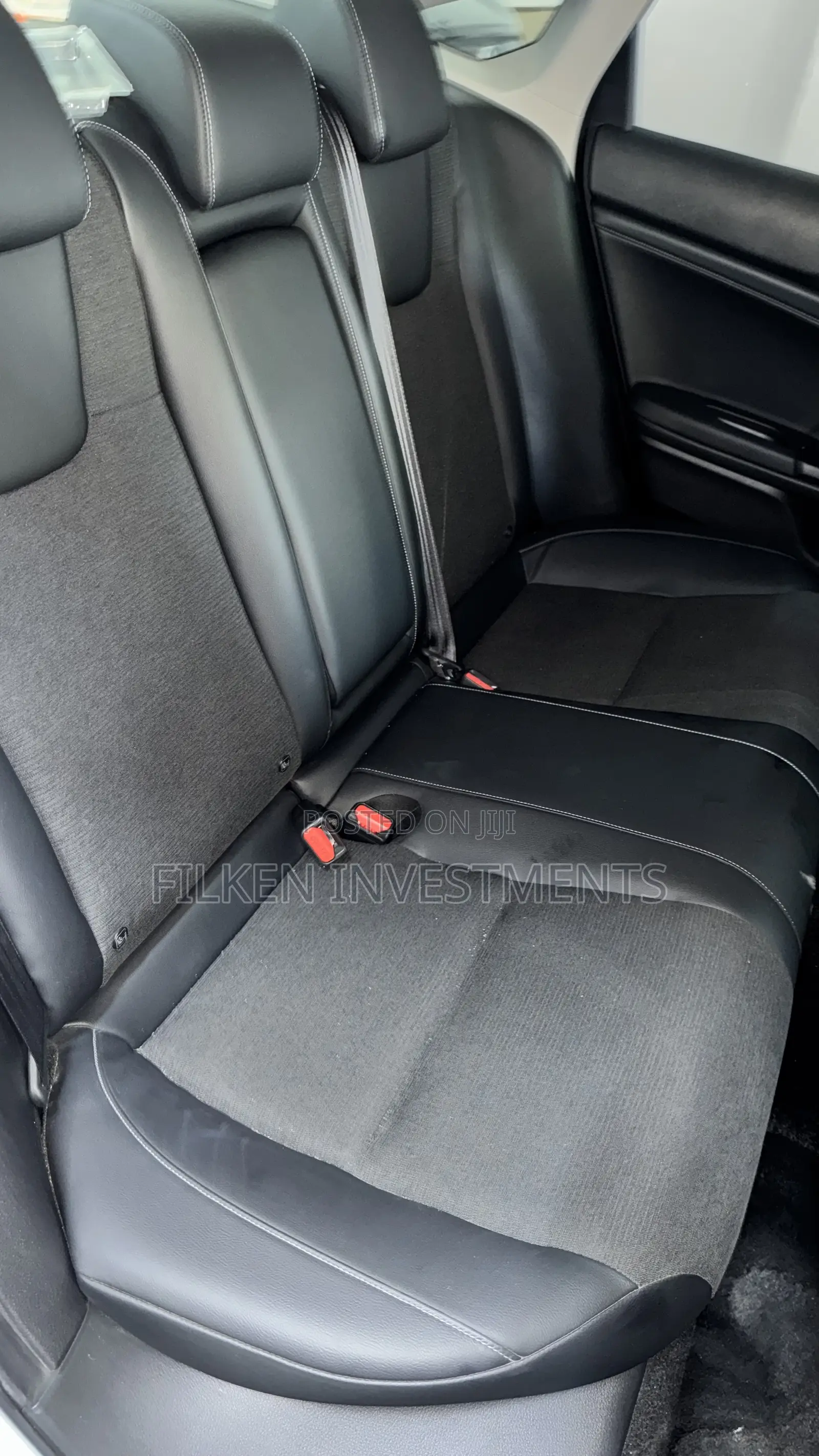 Honda Insight Touring 2019 White