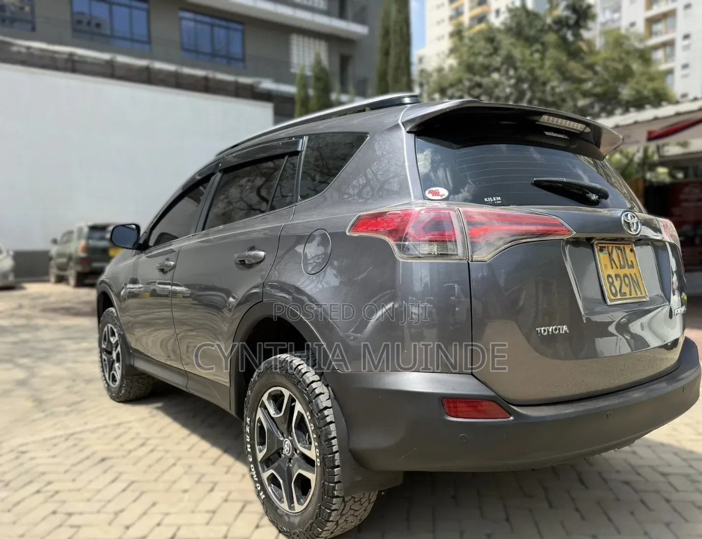 Toyota RAV4 2015