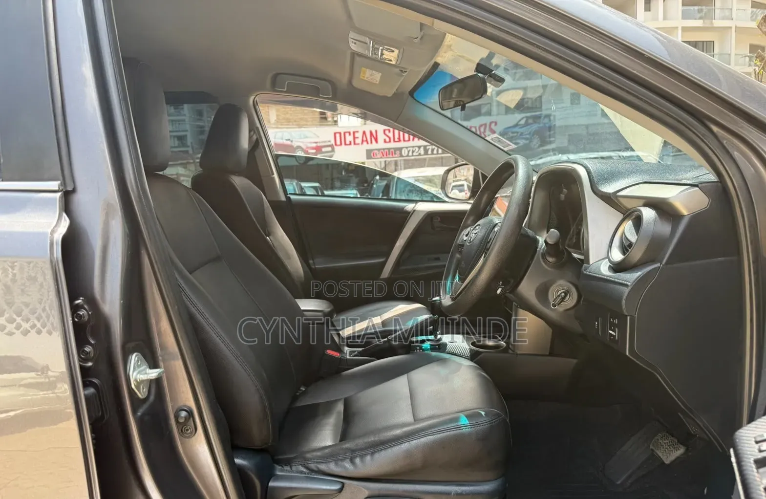 Toyota RAV4 2015