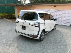 Toyota Sienta 2018 White