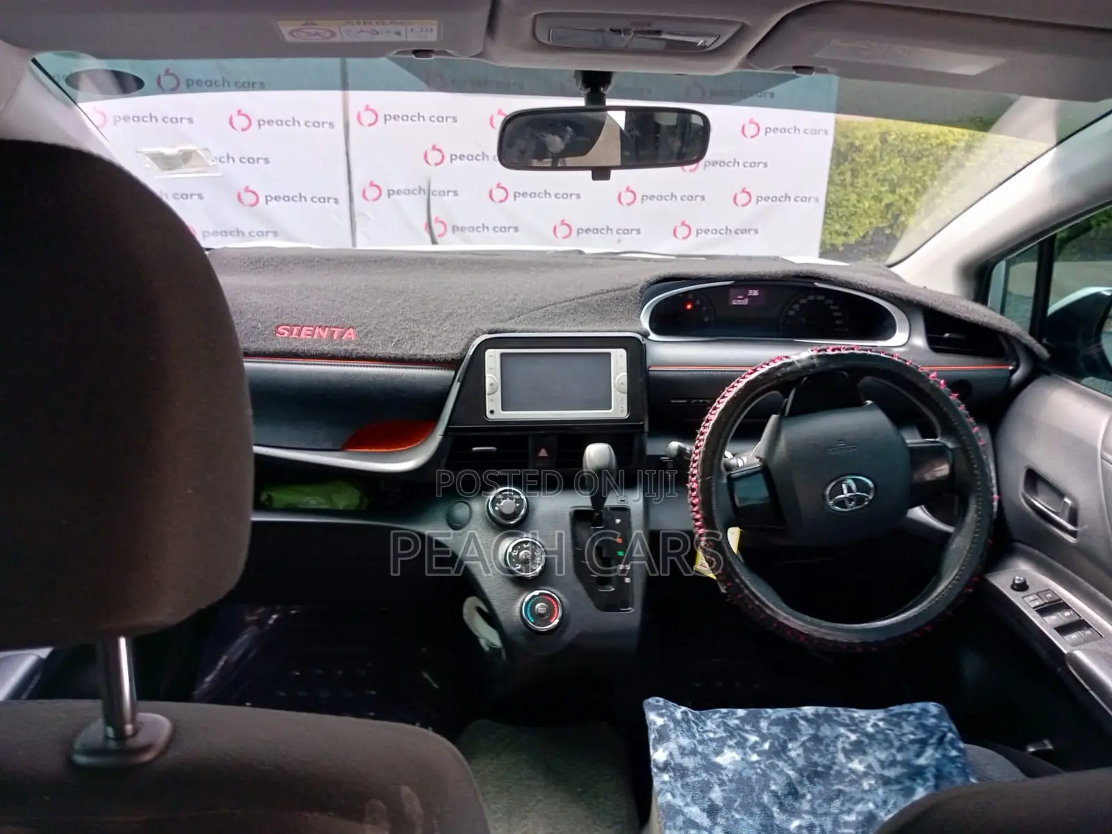 Toyota Sienta 2018 White