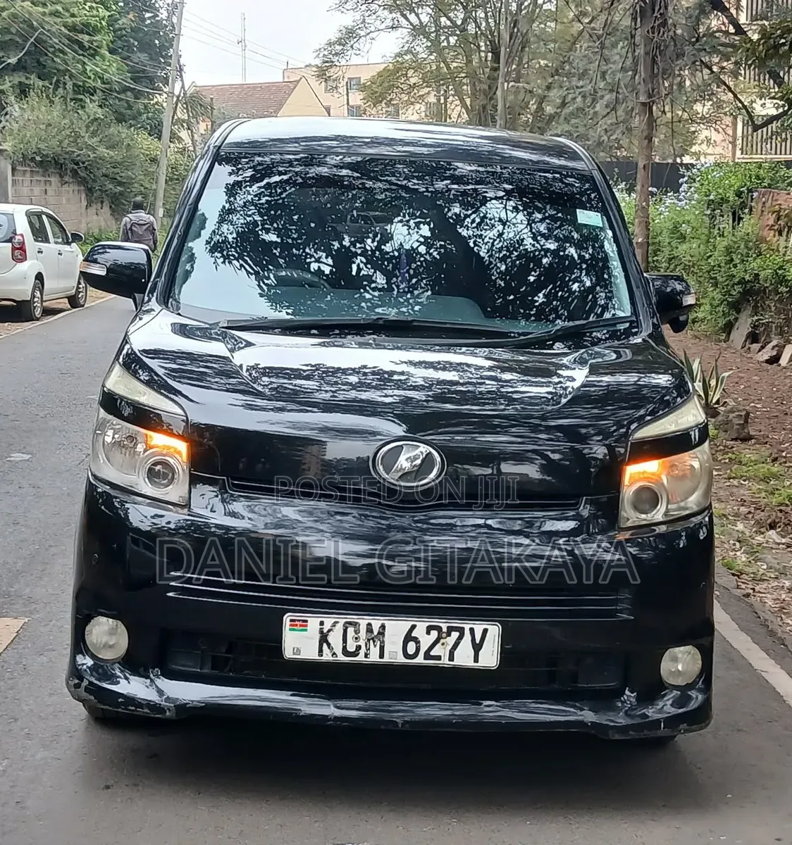 Toyota Voxy 2010 Black