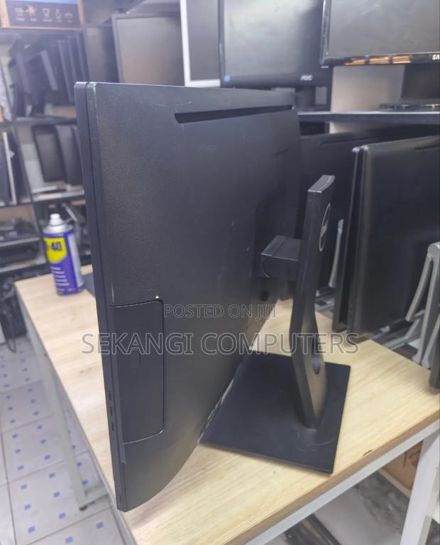 Desktop Computer Dell OptiPlex 5250 8GB Intel Core i5 HDD 500GB - thumbnail 2