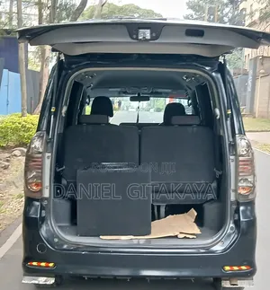 Toyota Voxy 2010 Black