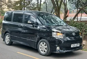 Toyota Voxy 2010 Black