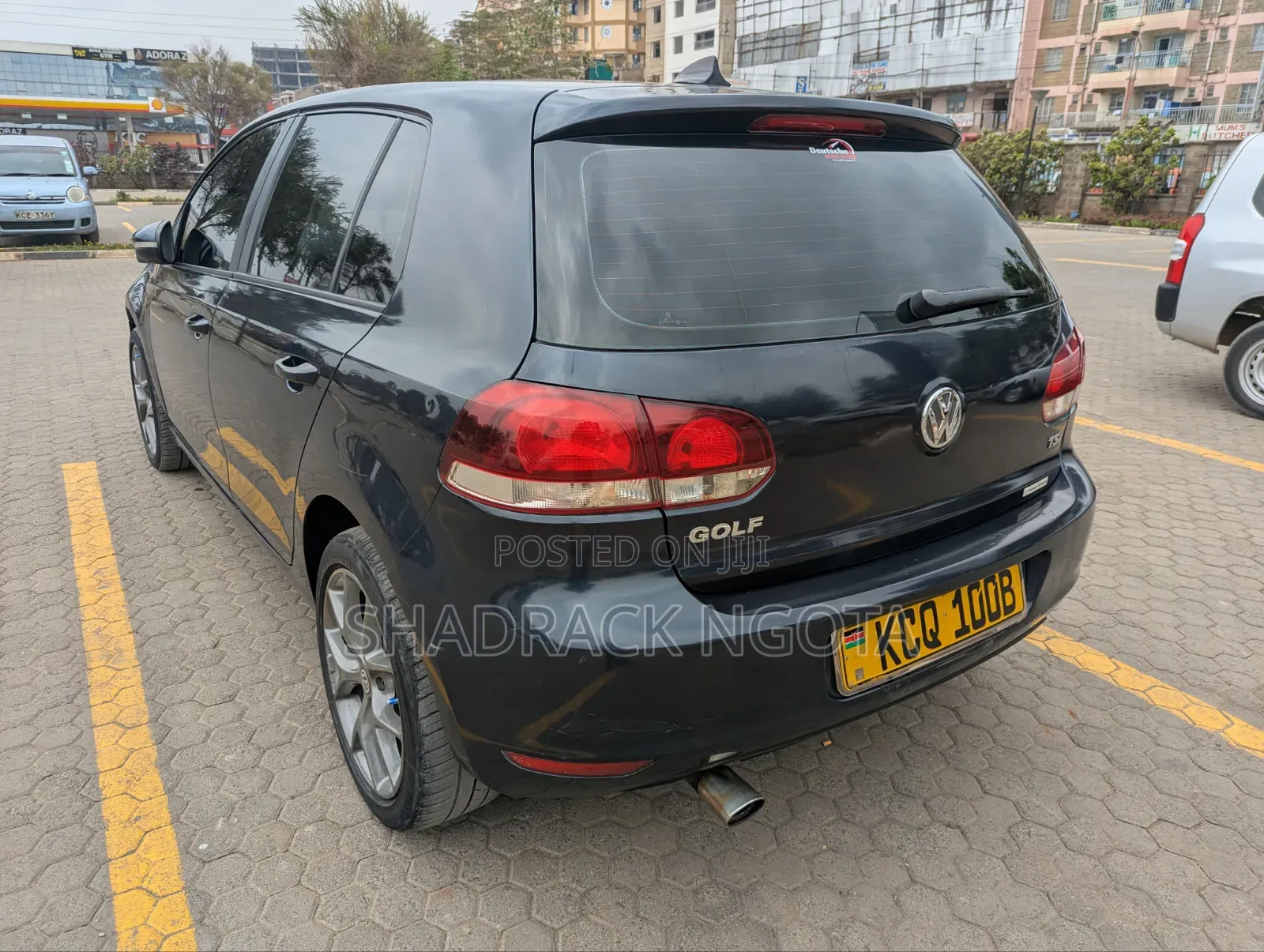 Volkswagen Golf 2011 Black