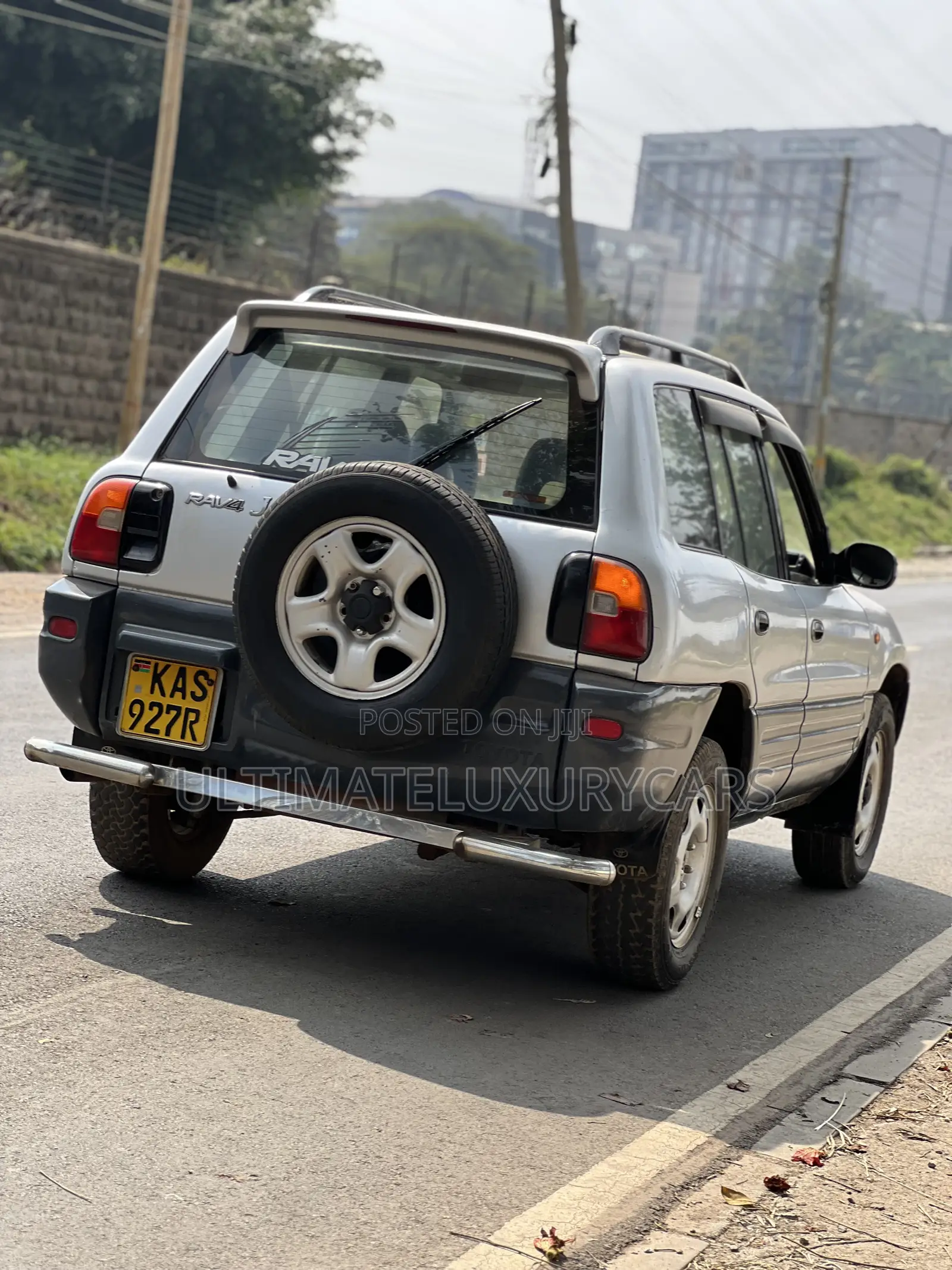 Toyota RAV4 Automatic 2000 Silver