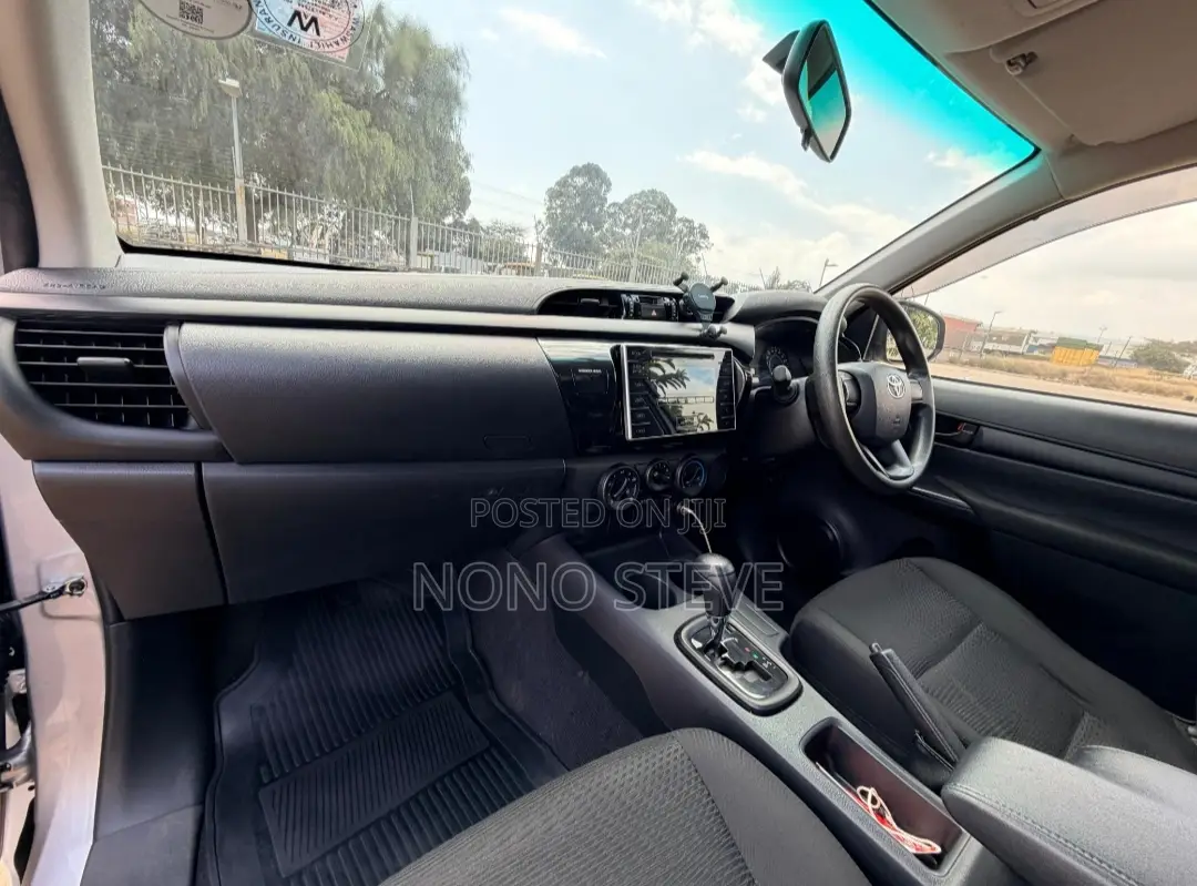 Toyota Hilux Revo Single Cab Deisel 2.4 RWD 2019 Silver