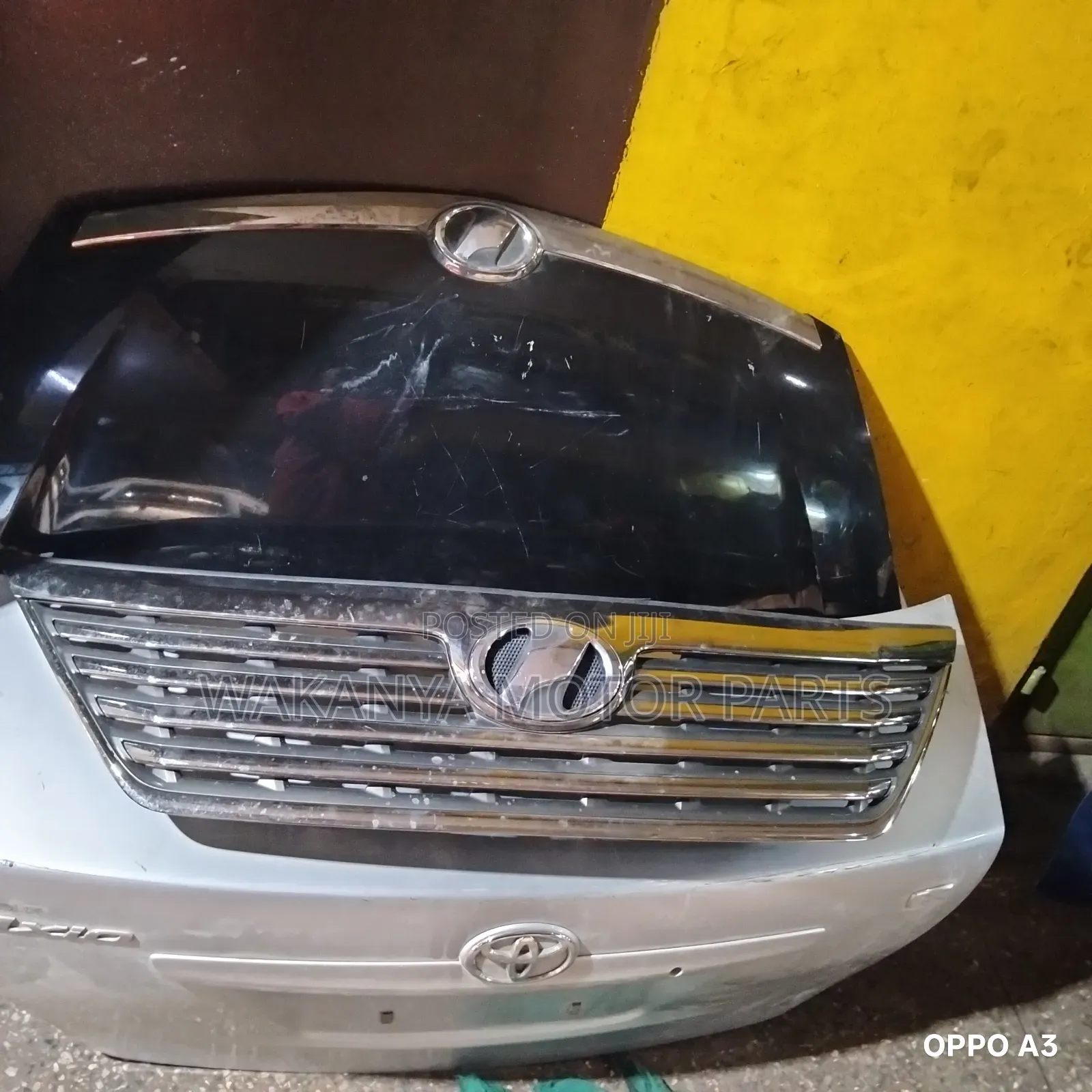 Toyota Velfire Grille, Model 2008. Ex Japan