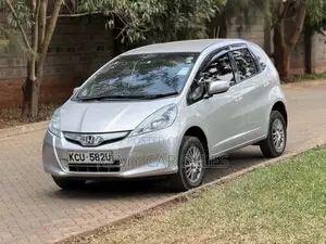 Honda Fit 2012 Silver