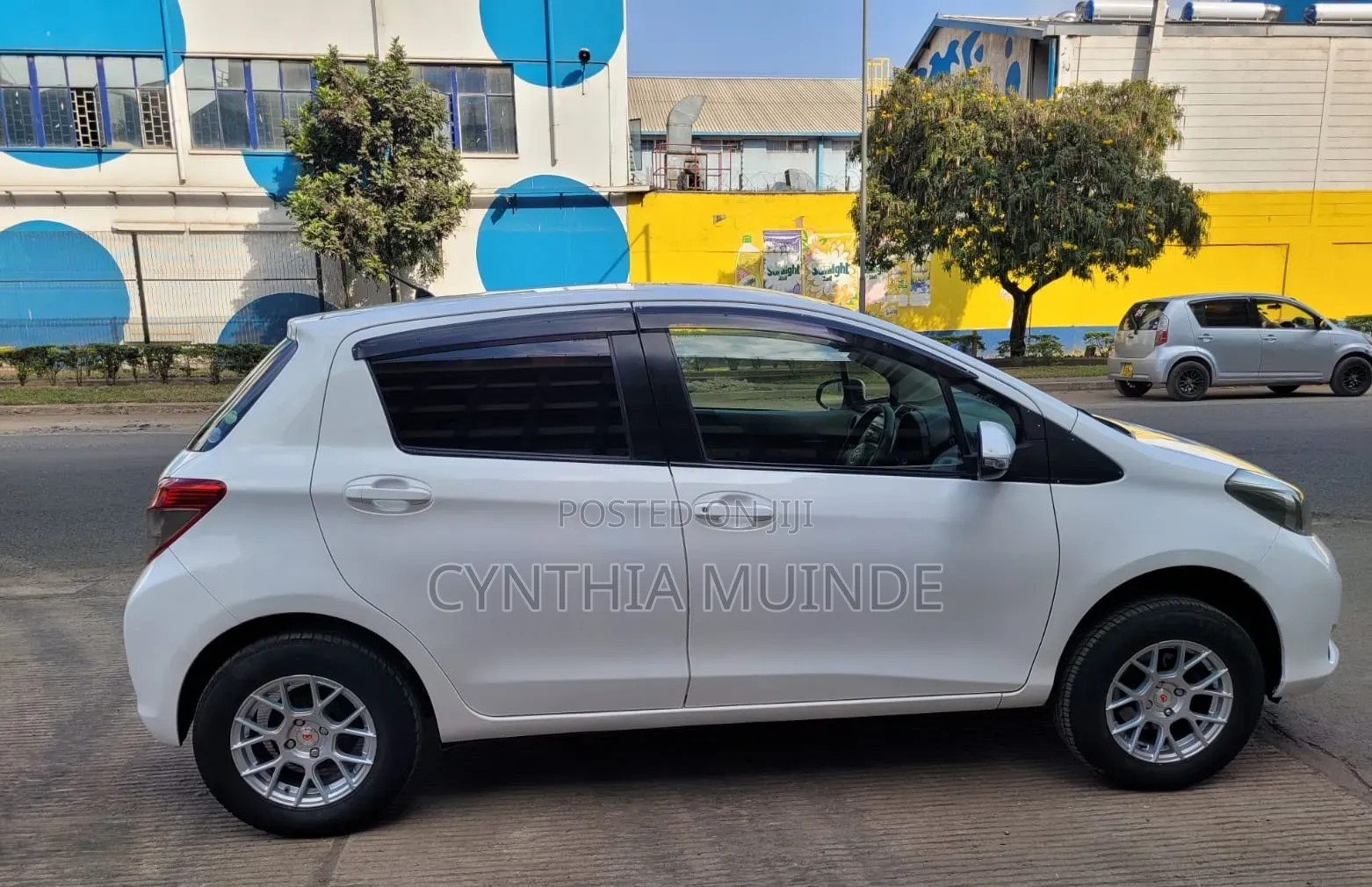 Toyota Vitz 2014 White