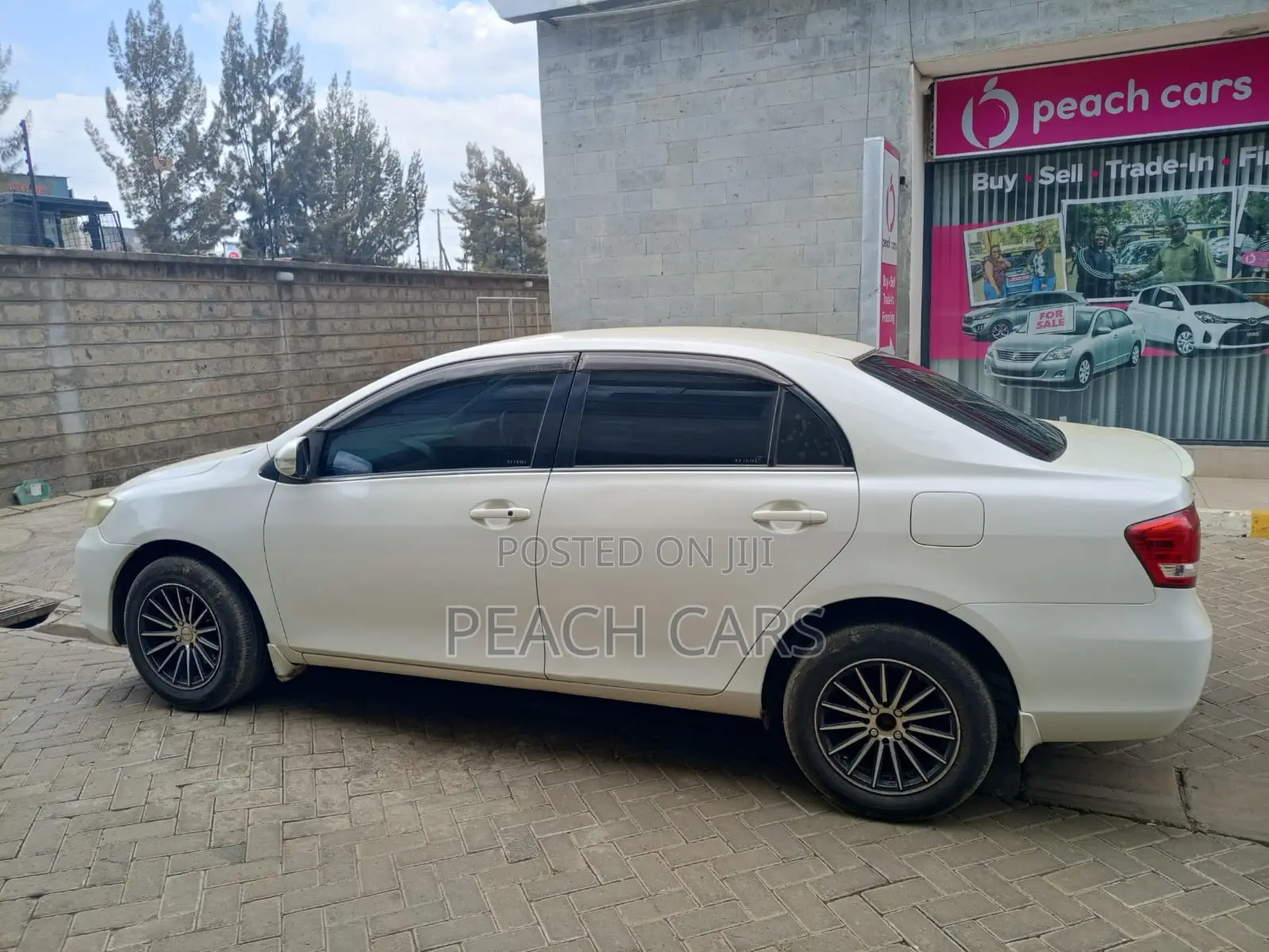 Toyota Axio 2009 White