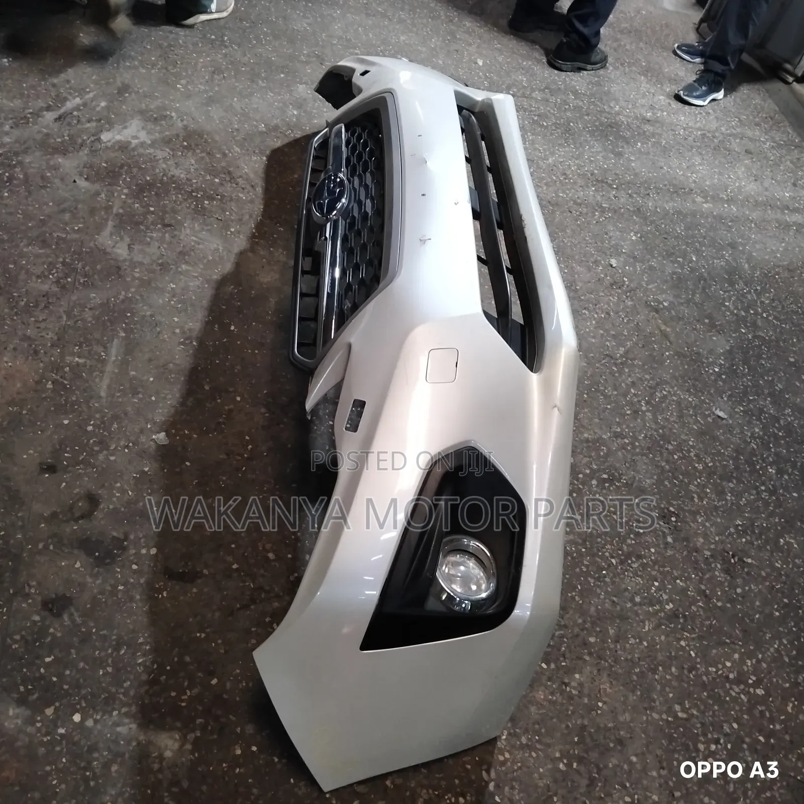 Subaru Impreza N16/G4/Gp7 Front Bumper Complete With Grille, Ex Japan