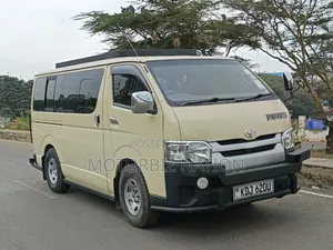 Toyota HiAce 2015 Brown