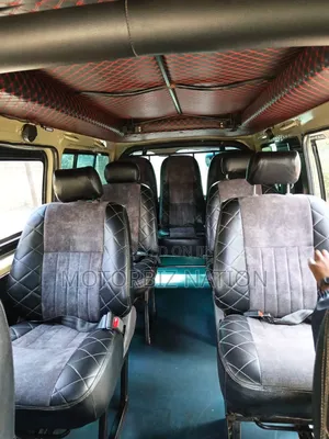 Toyota HiAce 2015 Brown