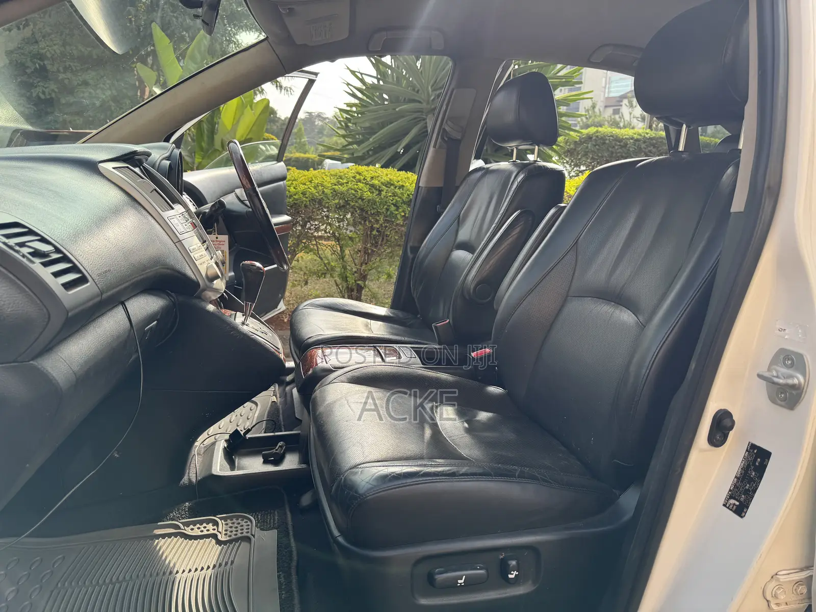 Toyota Harrier 2010 White
