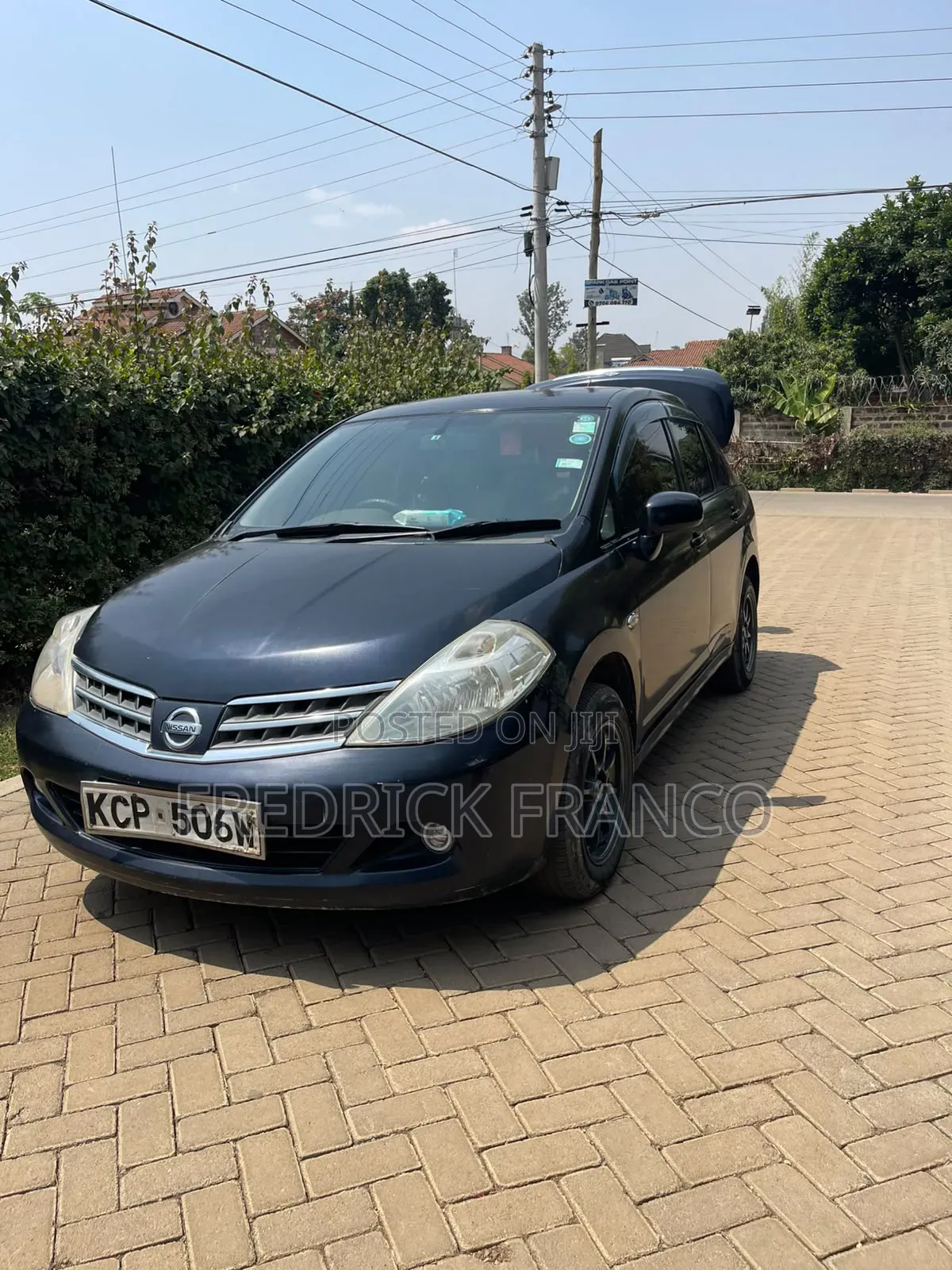 Nissan Tiida 2016 Black