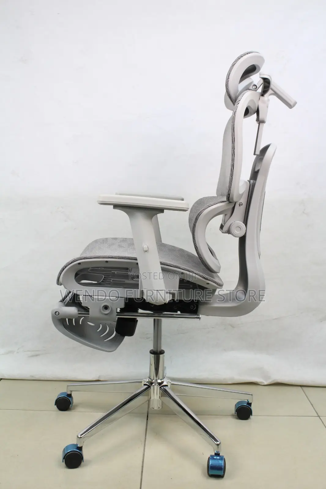 Office Chairs; White Orthopedic Office Chairs With Adjustable Footrest