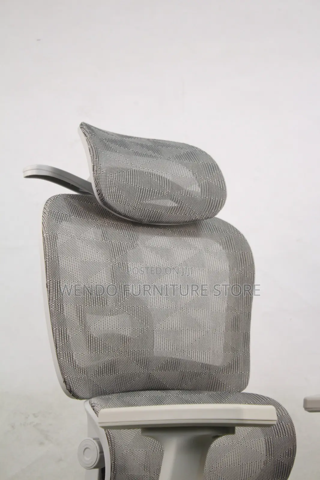 Office Chairs; White Orthopedic Office Chairs With Adjustable Footrest