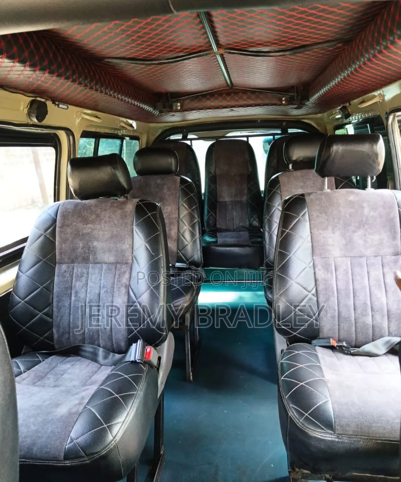 Toyota HiAce 2015 Brown
