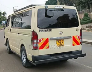 Toyota HiAce 2015 Brown