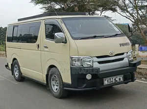 Toyota HiAce 2015 Brown