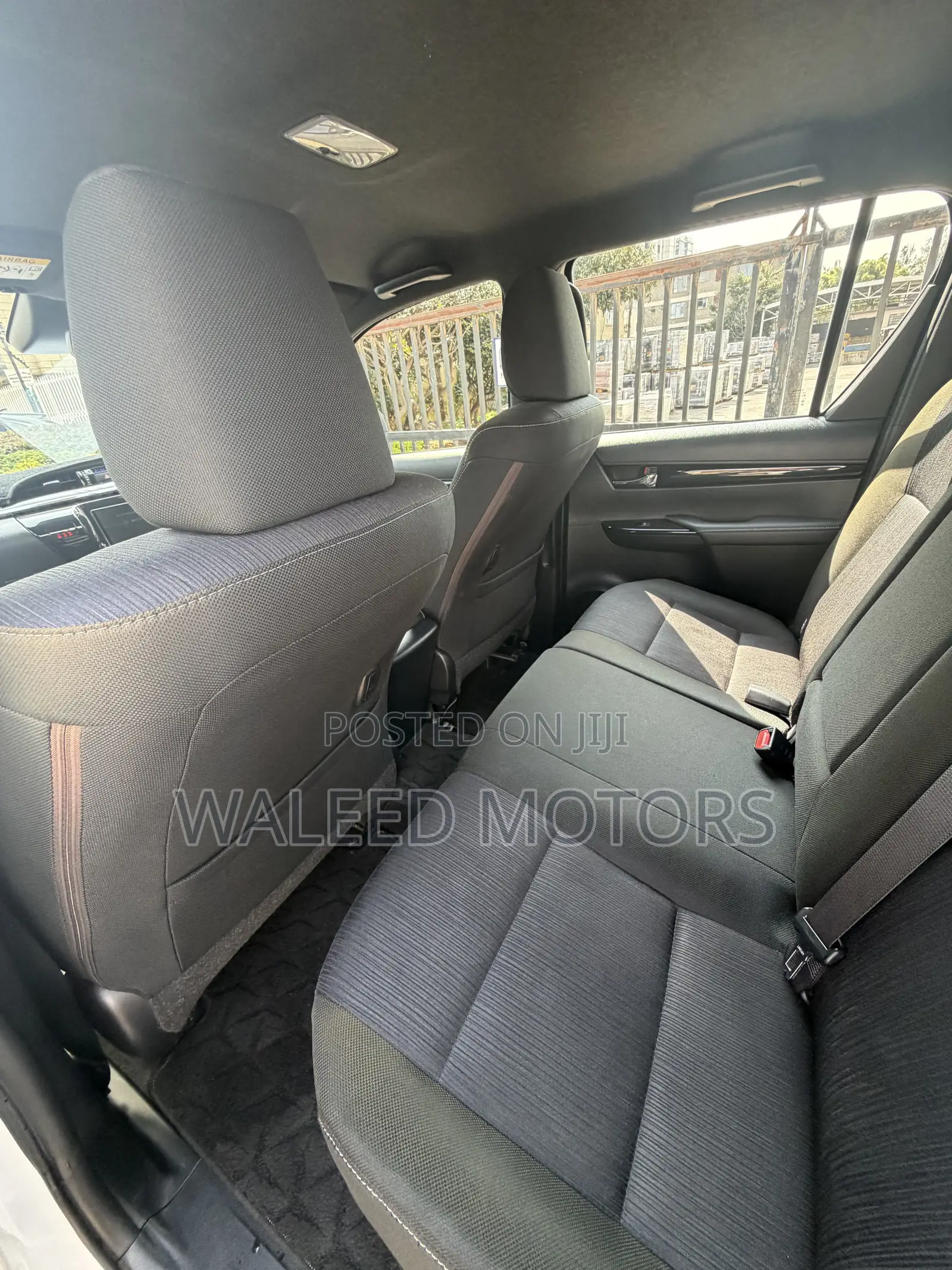 Toyota Hilux 2019 Pearl