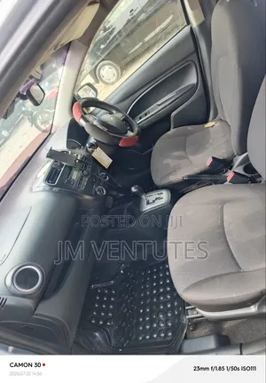 Mitsubishi Mirage 2015 Silver
