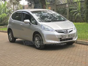 Honda Fit 2012 Silver