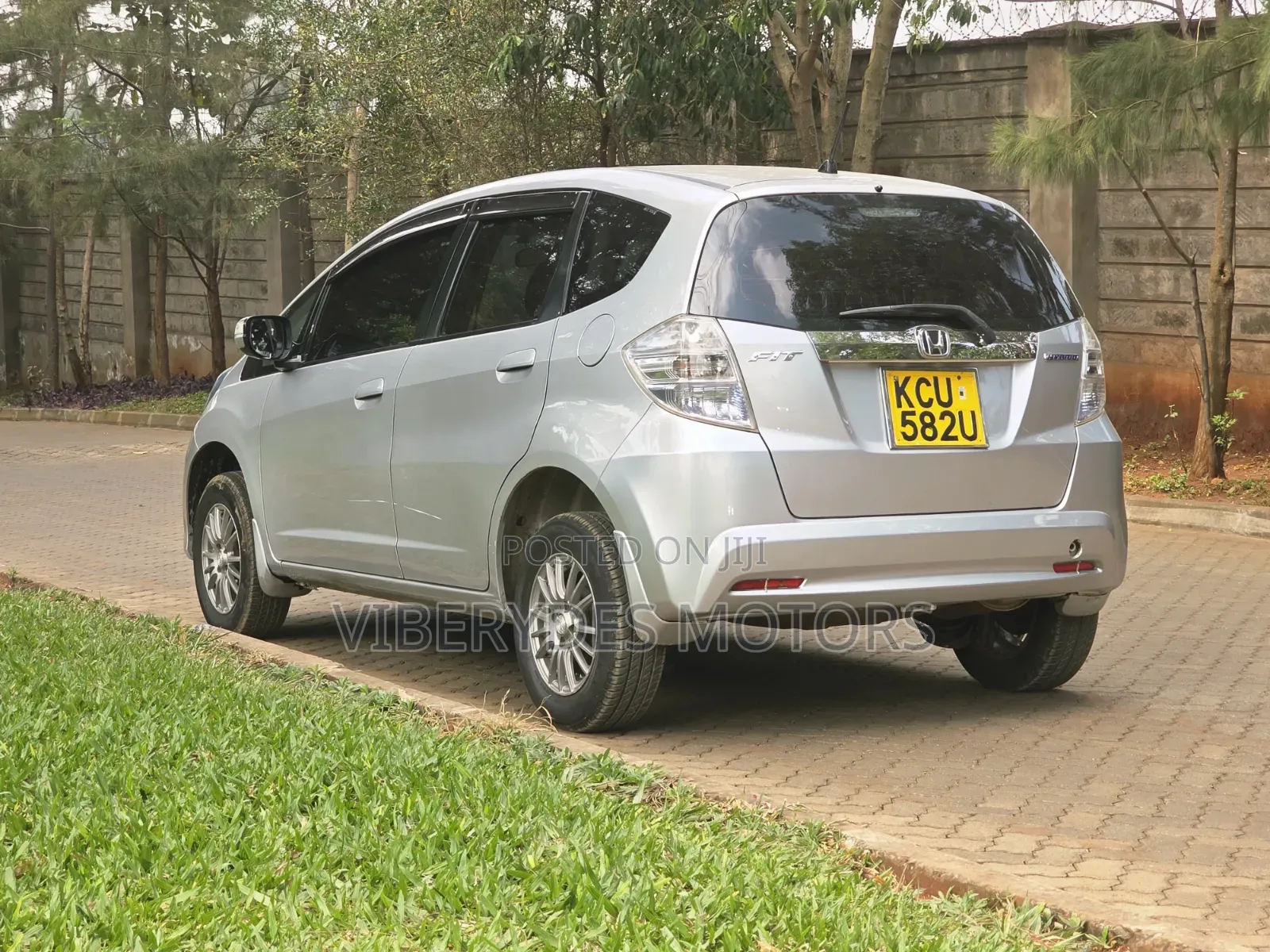 Honda Fit 2012 Silver
