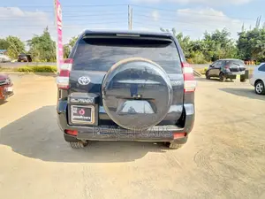 Toyota Land Cruiser Prado 2013 Black