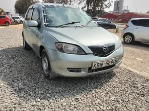 Mazda Demio 2006