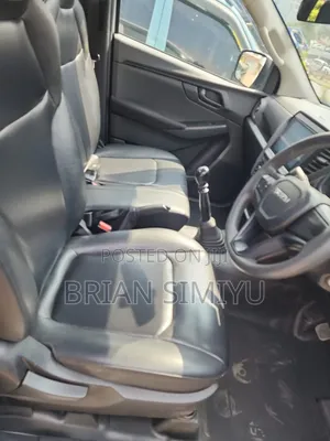 Isuzu D-MAX 2025 Black