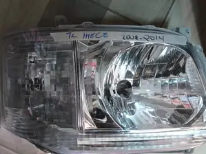 LHS Toyota Hiace 7l Headlight