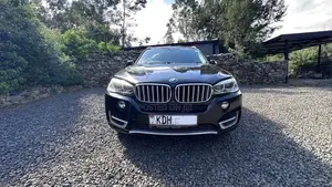 BMW X5 xDrive50i 4dr SUV AWD (4.4L 8cyl Turbo 8A) 2014 Black