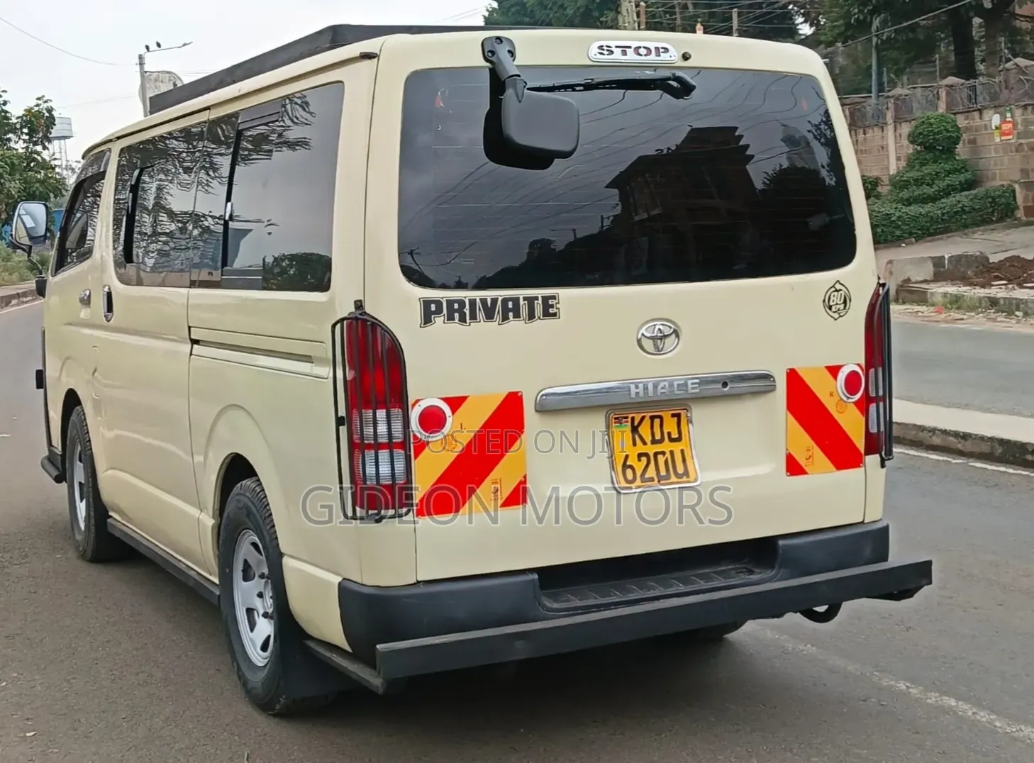 Toyota HiAce 2015 Beige