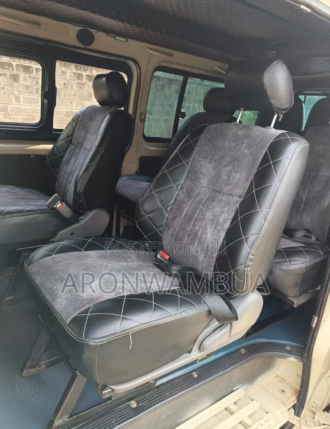 Toyota HiAce 2015 Beige